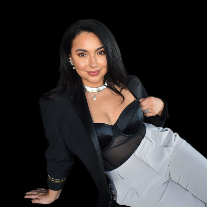 Private Somatic Power Immersion
Conscious BDSM • D/s Dynamics • Erotic Intelligence
@PleasureFWRD by PleasureFWRD