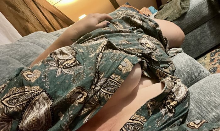 Queer virtual Femdom with services for all genders. by Queen_Bea