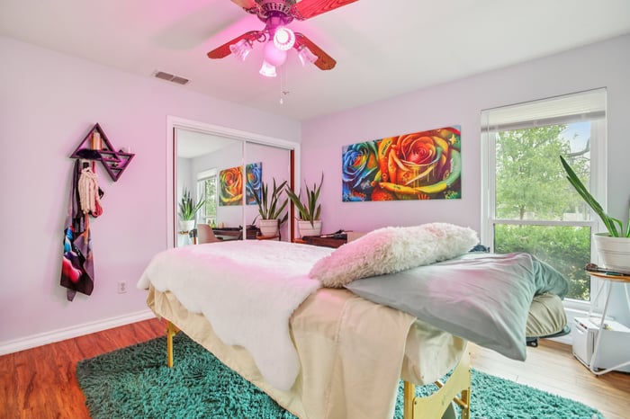 Tantric Energy Bodywork by phenixrose