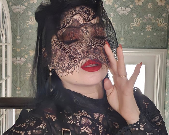 Sensual Illuminations by Thesensualstylist