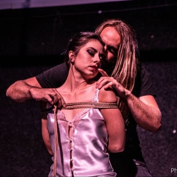 Vik Author Berlin Sensuali