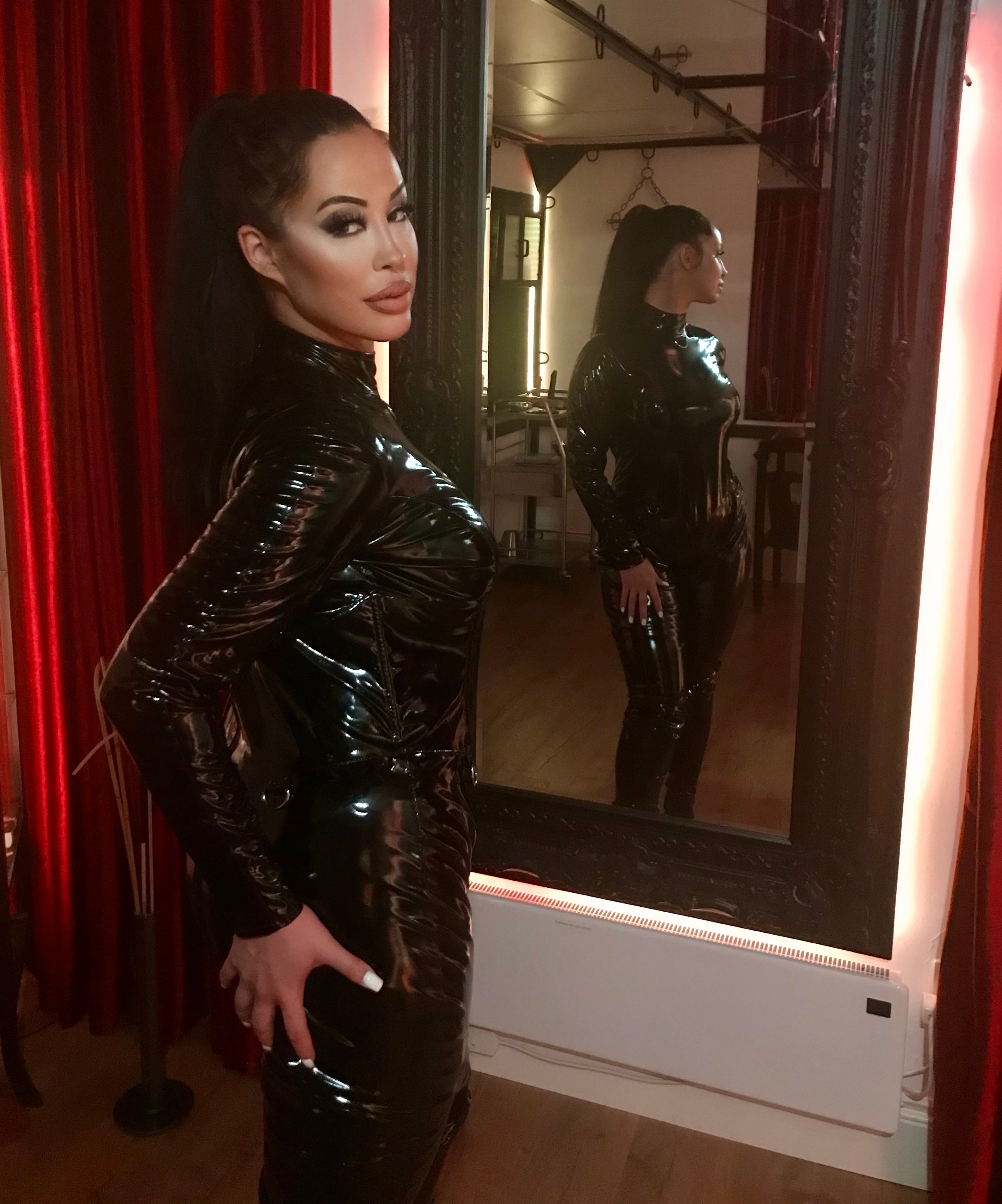 LADYSINDEL BDSM London