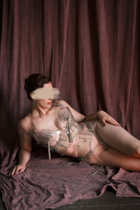 Sensual BDSM Session by juliaflowerbomb