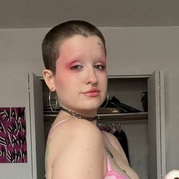 clumsyfairyy Author Berlin Sensuali