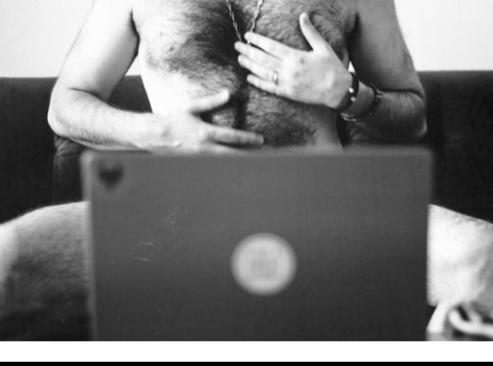 Virtual Self-Touch, Self-Stroke Meditation by MelissaD