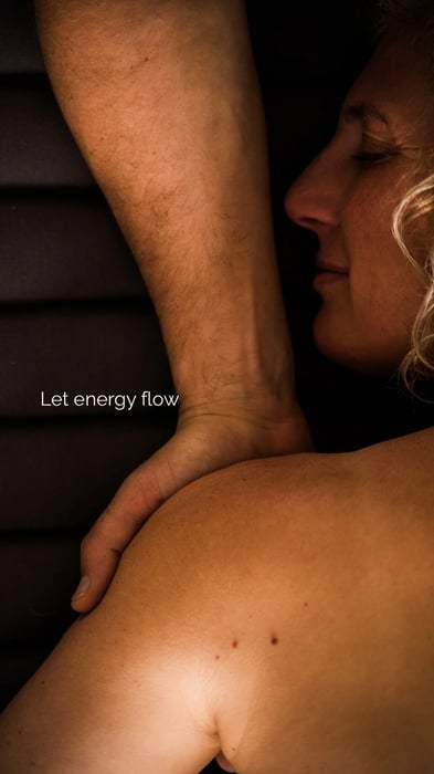 Sacred Bodywork – Heartbeat of Depth by StefanieGrohmann